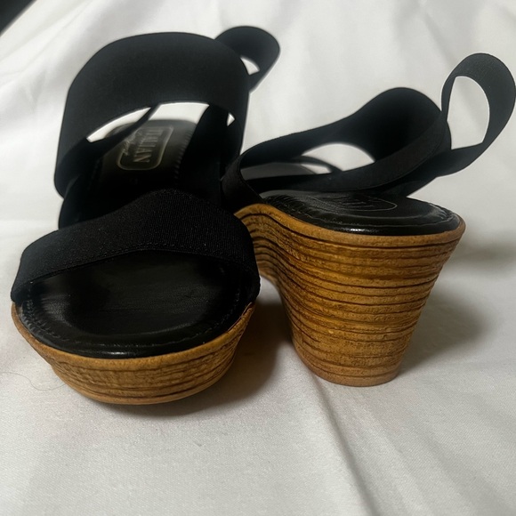 Elegant Black Women's Sandals - Picture 4 of 6